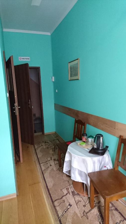 Hotelik Warmia -Pensjonat, Hostel Lidzbark Warmiński 外观 照片